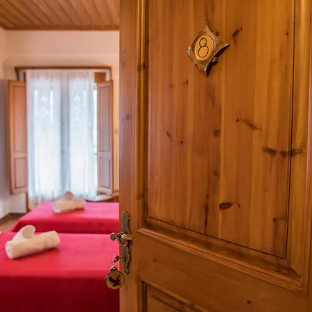 Πατρικό ολόκληρος ξενώνας entire stone guesthouse 샬레 Neraïdochóri