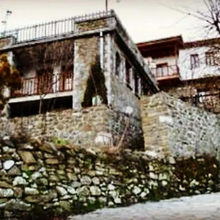 Πατρικό ολόκληρος ξενώνας entire stone guesthouse * Neraïdochóri