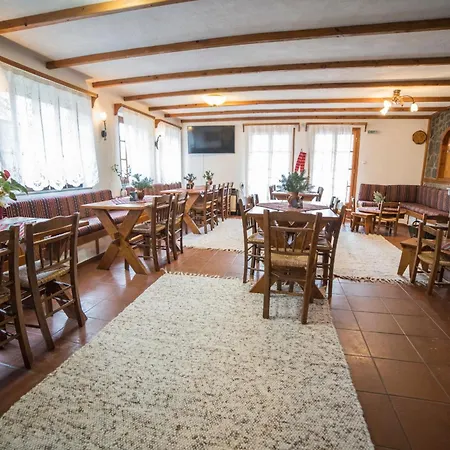 Πατρικό ολόκληρος ξενώνας entire stone guesthouse