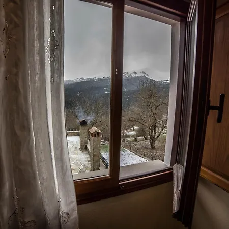 Πατρικό ολόκληρος ξενώνας entire stone guesthouse *