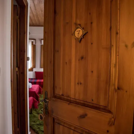 Πατρικό ολόκληρος ξενώνας entire stone guesthouse