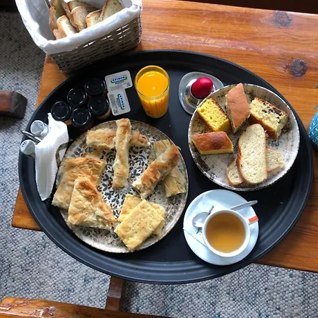 Πατρικό ολόκληρος ξενώνας entire stone guesthouse *