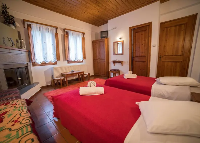 Πατρικό Ολόκληρος Ξενώνας Entire Stone Guesthouse Chalet *