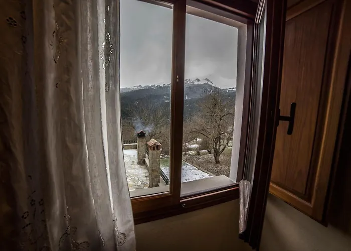 Πατρικό Ολόκληρος Ξενώνας Entire Stone Guesthouse *