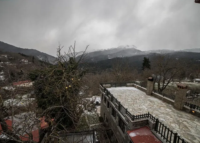 Chalet Πατρικό Ολόκληρος Ξενώνας Entire Stone Guesthouse *